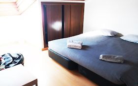 Pole And Surf House - Surfmoments